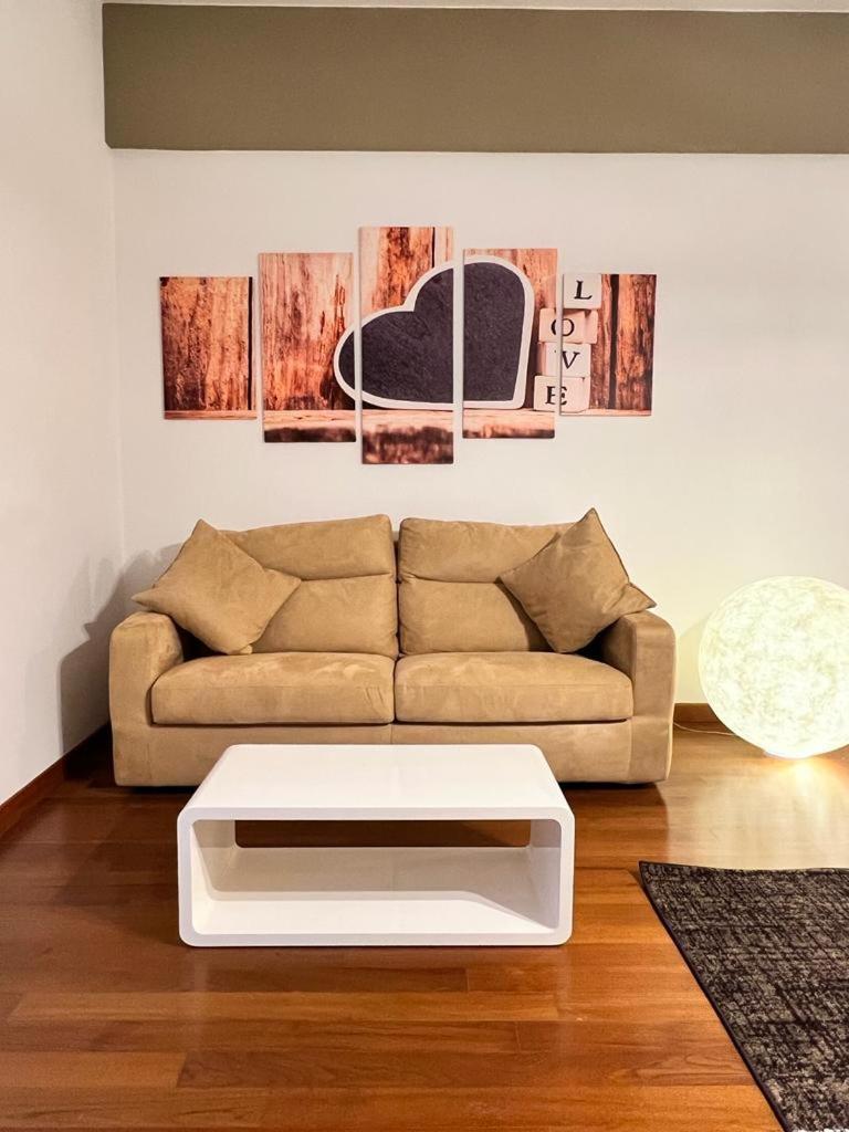 Piazza Italia Luxury Apartment 끼안챠노테르메 외부 사진